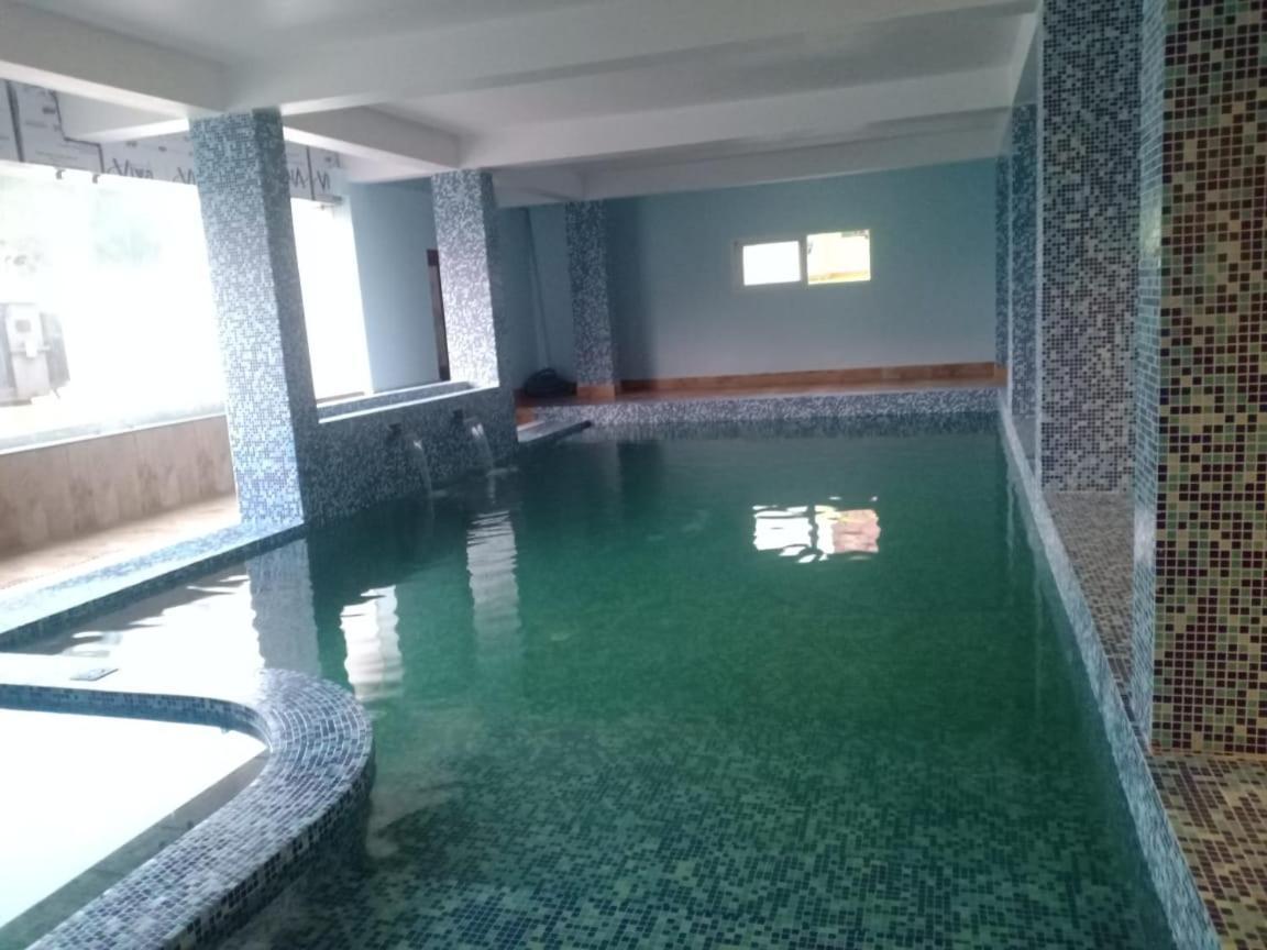 Hotel Crown Of Digha ديغا المظهر الخارجي الصورة